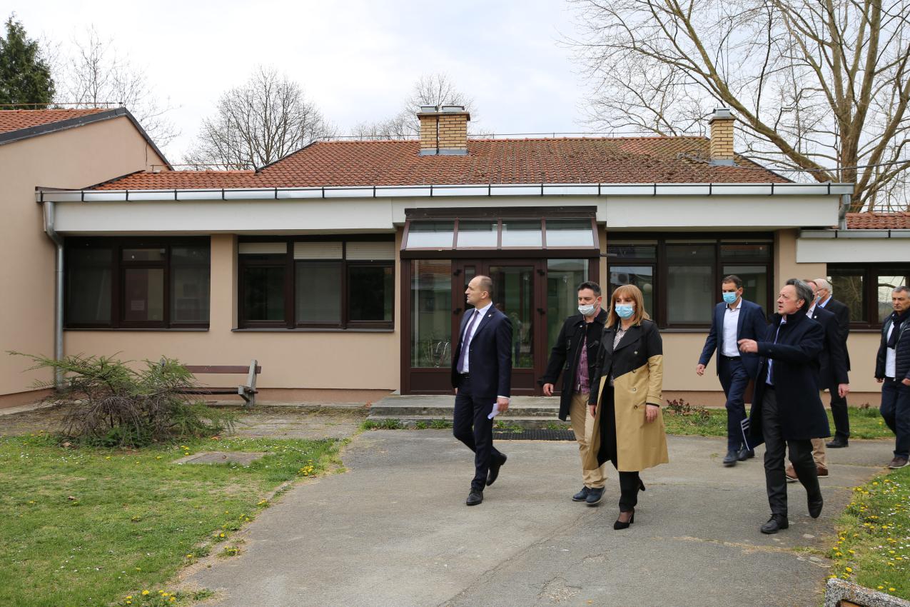 Realizirane investicije OBŽ u Gradu Belom Manastiru iznose 34 milijuna kuna