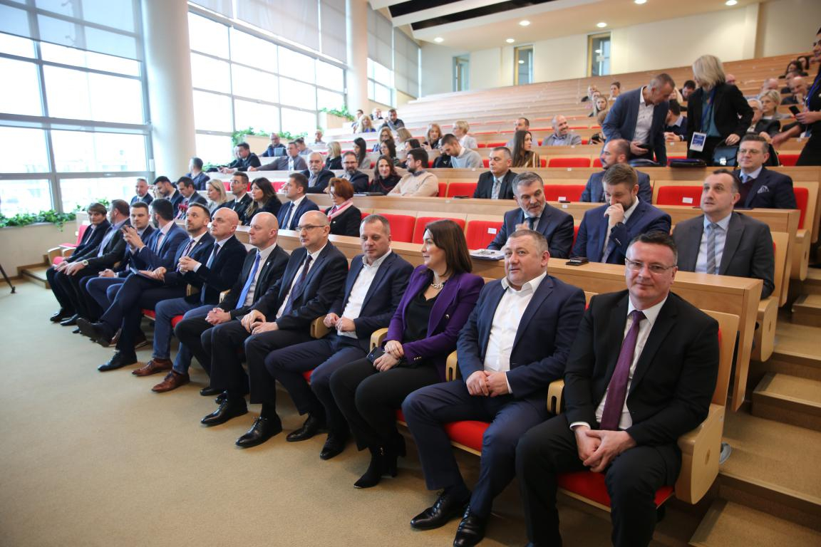 Održana "Regionalna konferencija tržišta rada Slavonije, Baranje i Srijema"