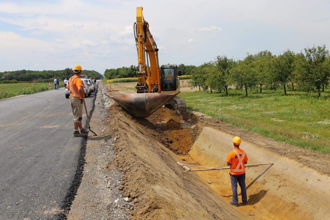 Do 1. rujna završit će rekonstrukcija ceste Podravska Moslavina - Gezinci
