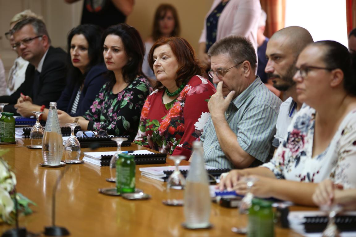 Najviše ugovora poduzetničkim potpornim institucijama Osječko-baranjske županije: U Osijeku potpisani ugovori vrijedni više od 4.400.000,00 kuna