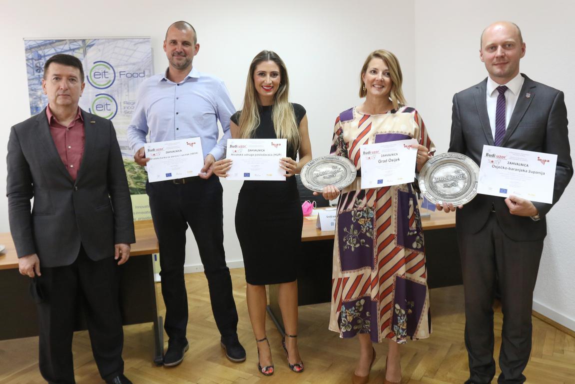 Dodijeljene nagrade sudionicima izložbe BUDI UZOR/INOVA 2020.