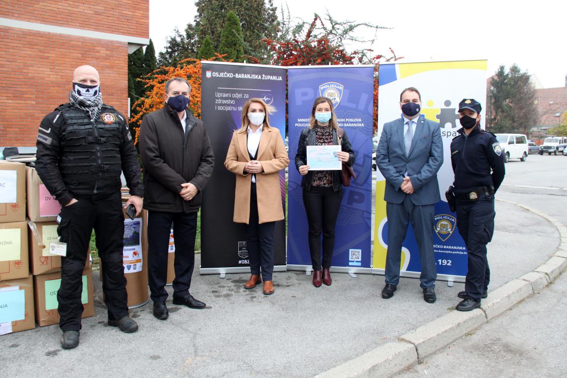 1.860 kg čepova za humanitarnu akciju "Plastičnim čepovima do skupih lijekova"