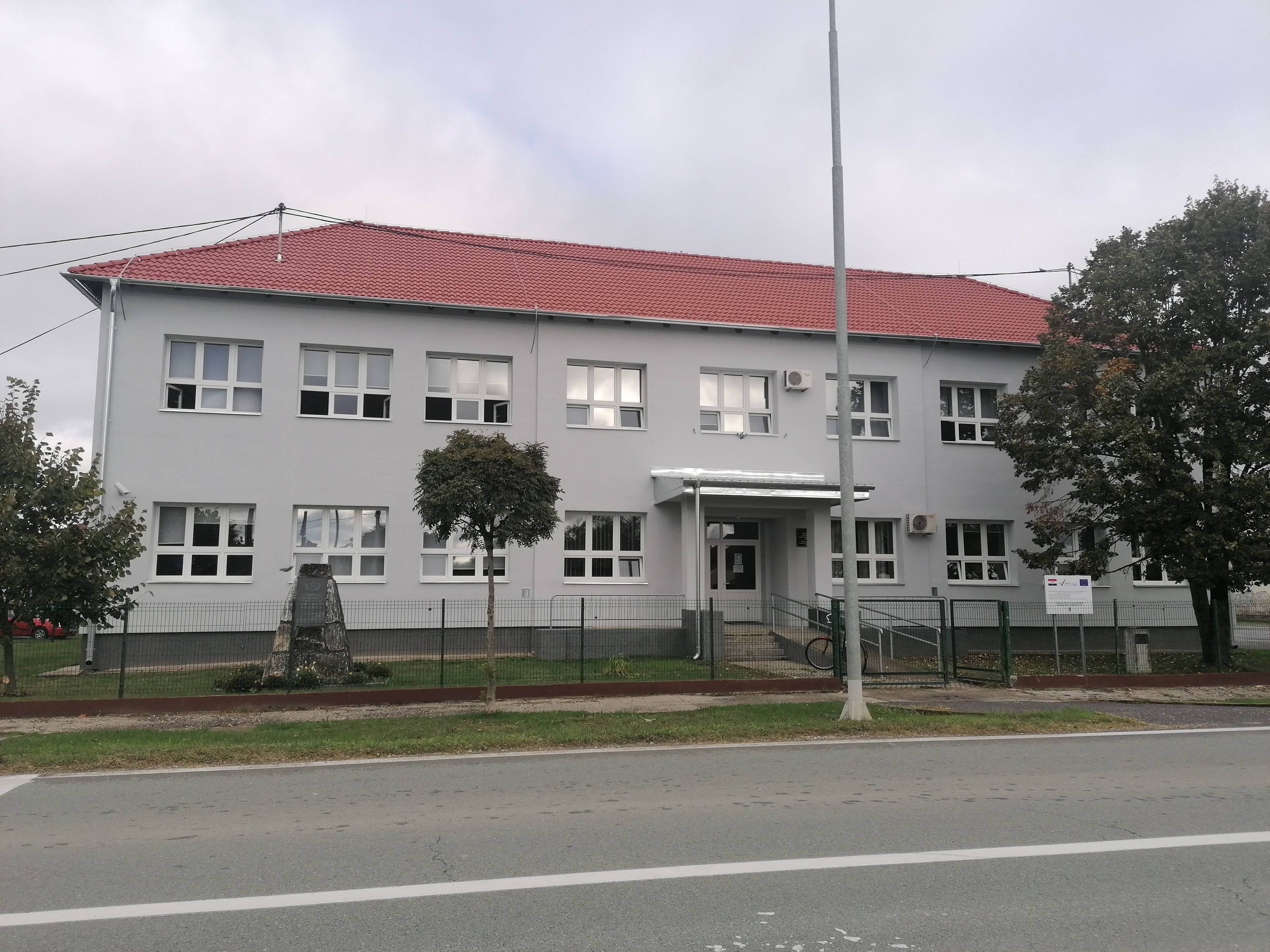 Završena energetska obnova zgrade OŠ Jelisavac
