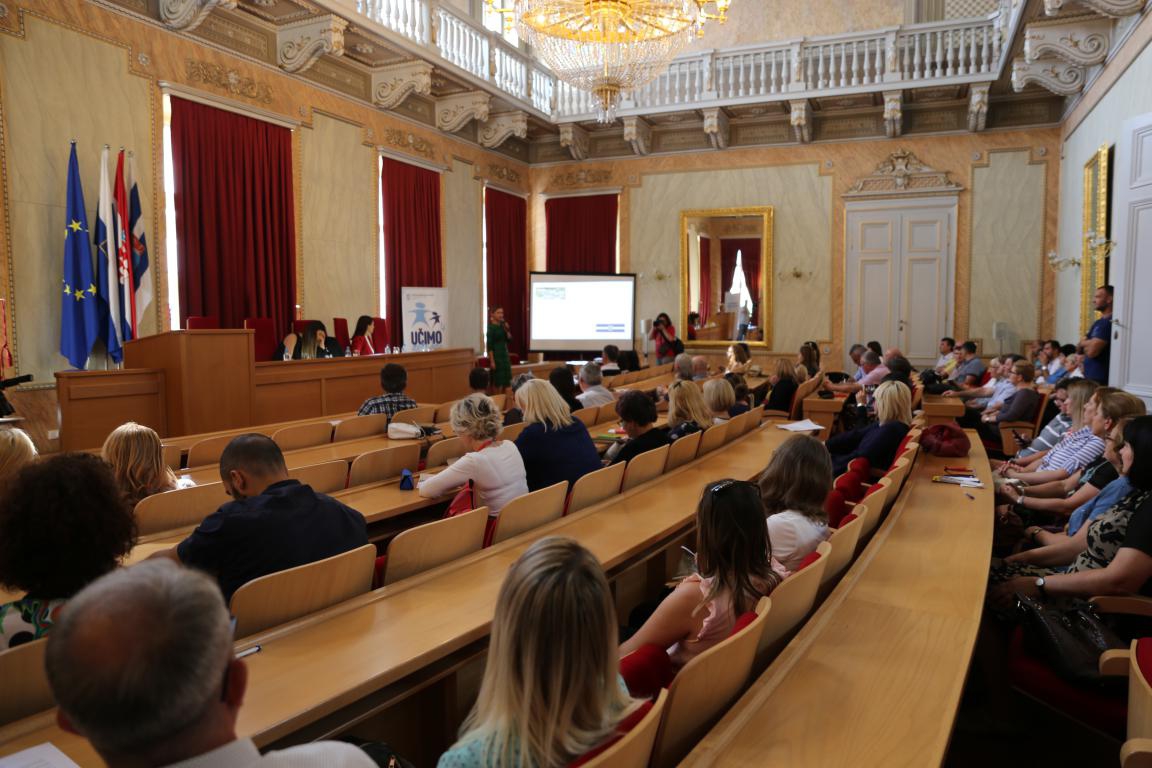 Od jeseni u svim osnovnim školama Osječko-baranjske županije kuhani obrok barem dva puta tjedno