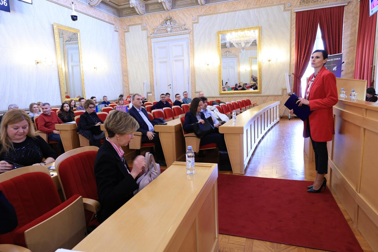 Edukacija poduzetnika o kibernetičkoj sigurnosti
