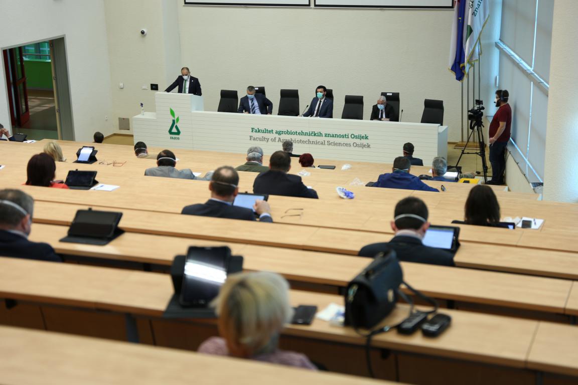 Na skupštini OBŽ usvojeno povećanje proračunske zalihe za borbu protiv koronavirusa te dva prijedloga odluka o subvencioniraju kamata na kredite poduzetnika i građana