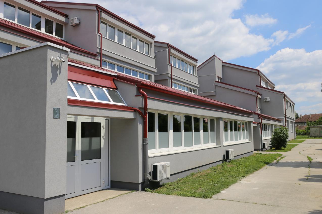 Završava energetska obnova Osnovne škole u Đurđenovcu vrijedna 12 milijuna kuna