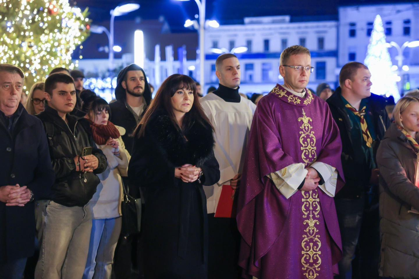 Upaljena je druga advenstka svijeća - simbol mira