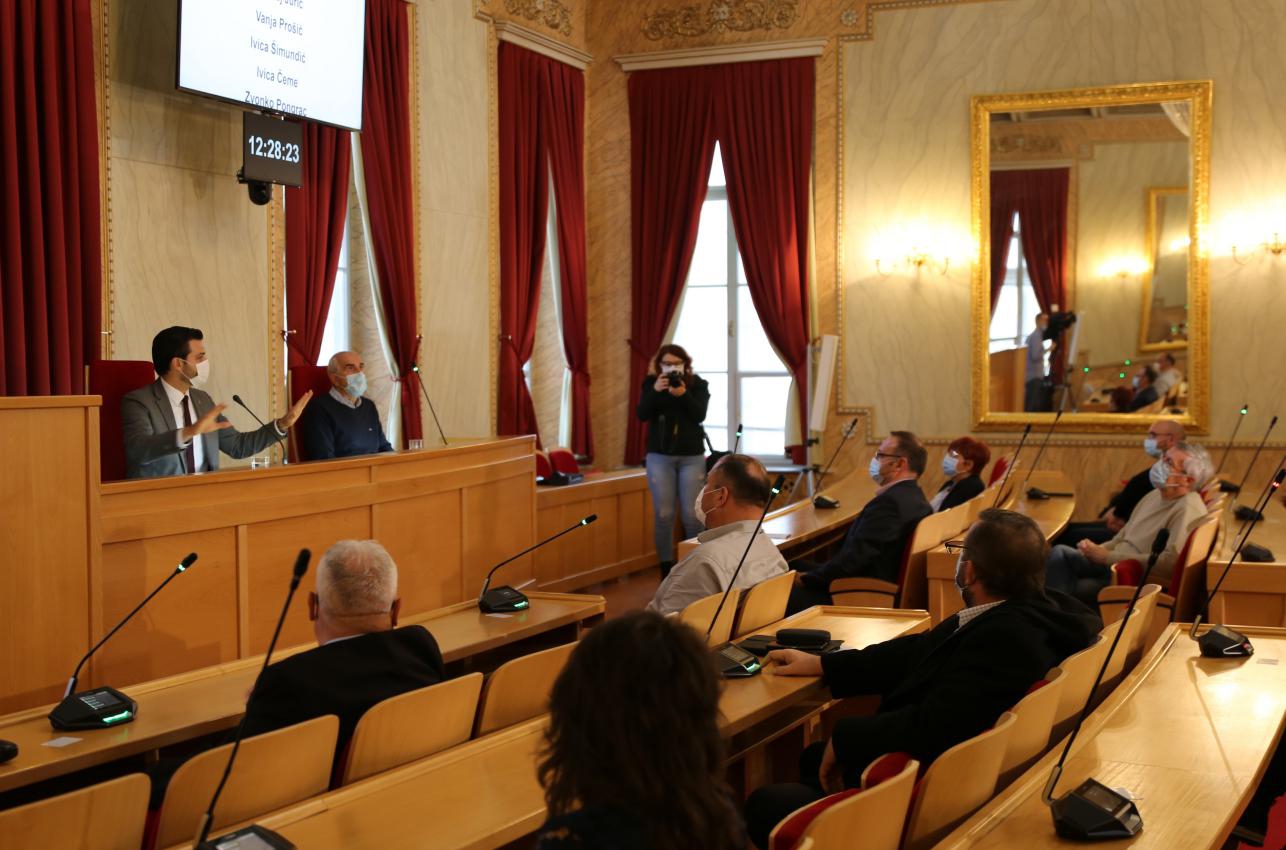 Završen projekt informatizacije vijećnice Županijske skupštine