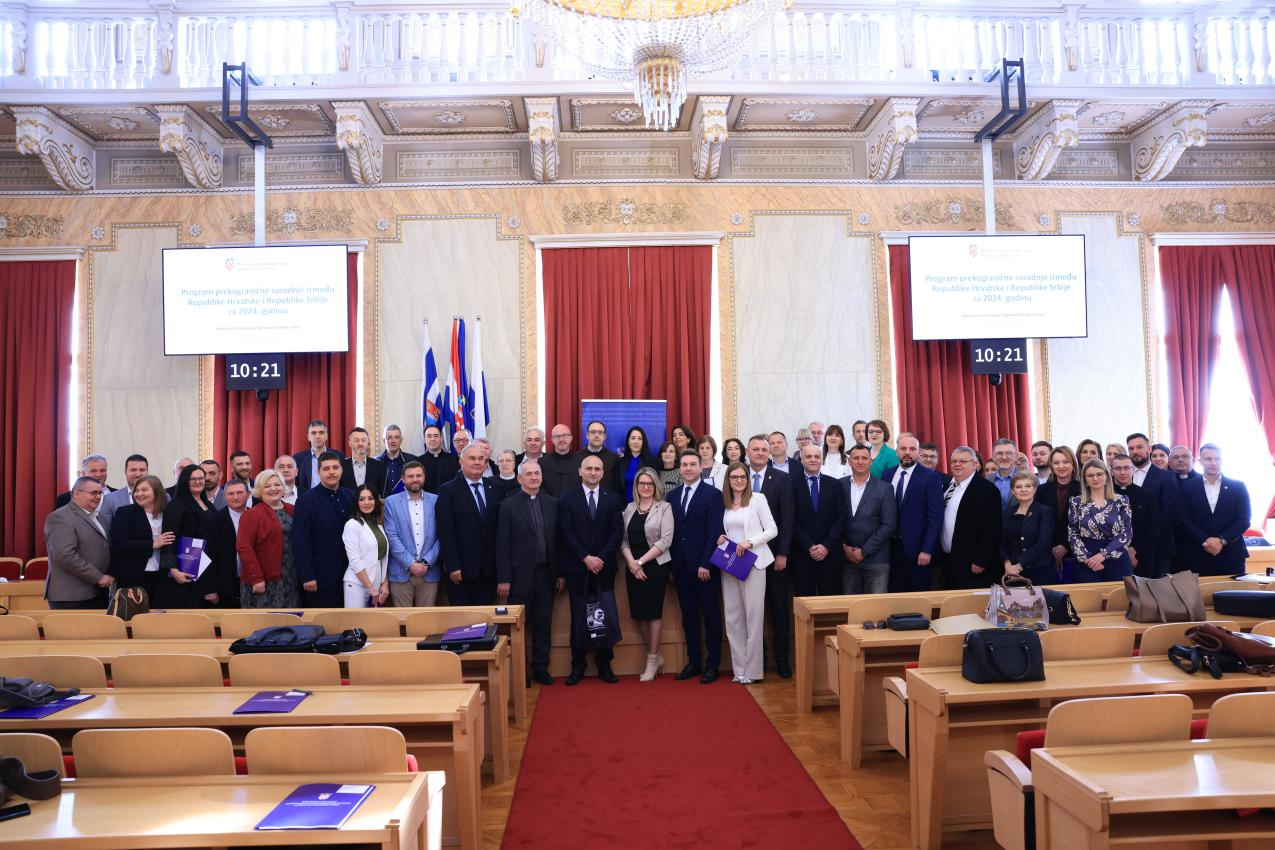 Sa 1,5 milijun eura Hrvatska pomaže 32 projekta suradnje s Hrvatima u Vojvodini