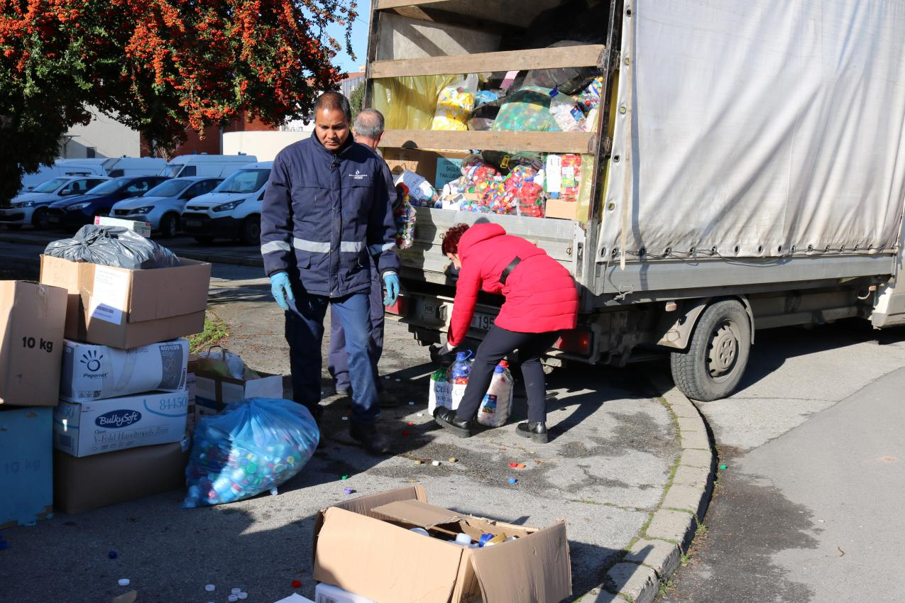 Sakupljanjem plastičnih čepova pomozimo oboljelima od leukemije i limfoma