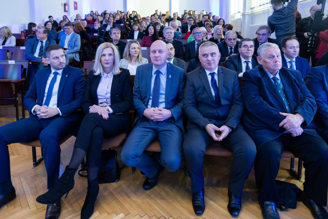 Pravni fakultet u Osijeku obilježio 48. godišnjicu uspješnog rada