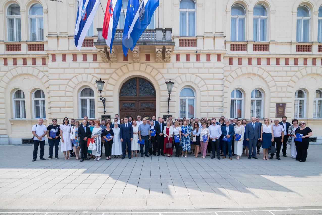 Snažna potpora Hrvatima u Vojvodini i kroz Program prekogranične suradnje