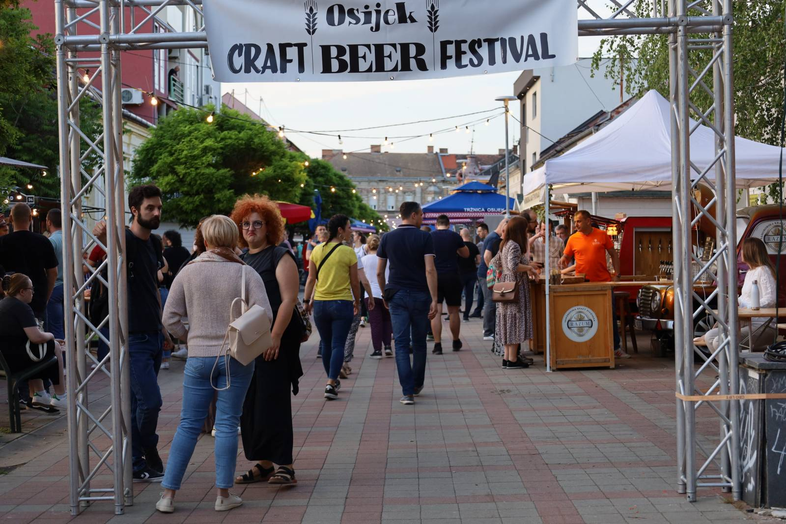 Otvoren 6. CRAFT BEER FESTIVAL u Osijeku
