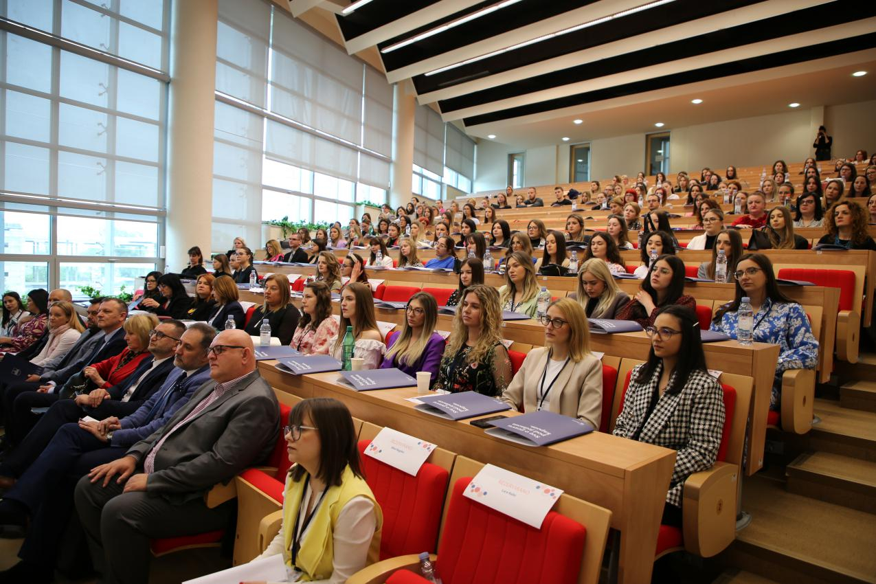 Studenti socijalnog rada traže odgovore na aktualne izazove u zajednici