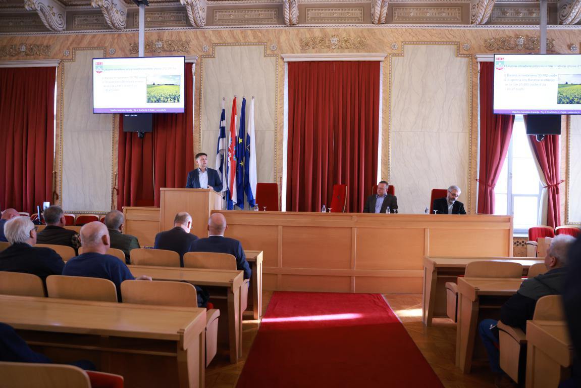 Održana Tribina o ratarskoj proizvodnji u okolnostima šteta od divljači na području Baranje