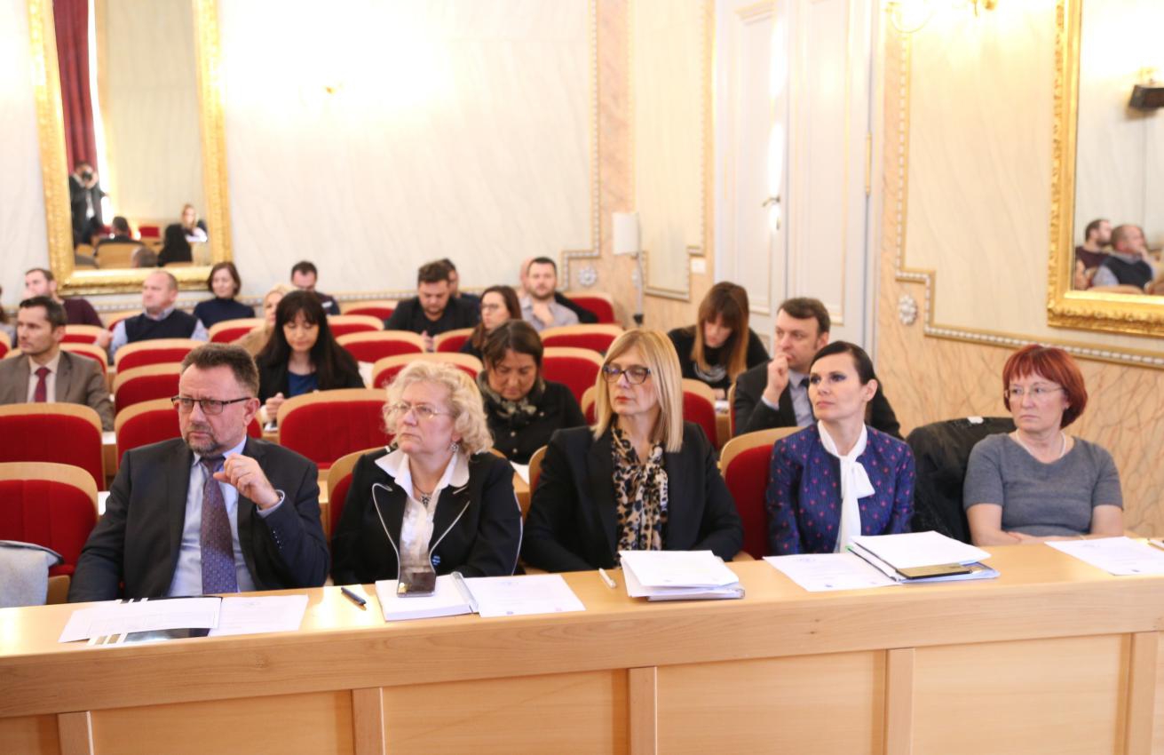 Pravovremeni i koordinirani pristup tretiranju komaraca
