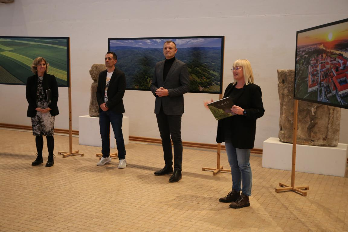 Otvorena izložba "Pogled" Marka Mrkonjića