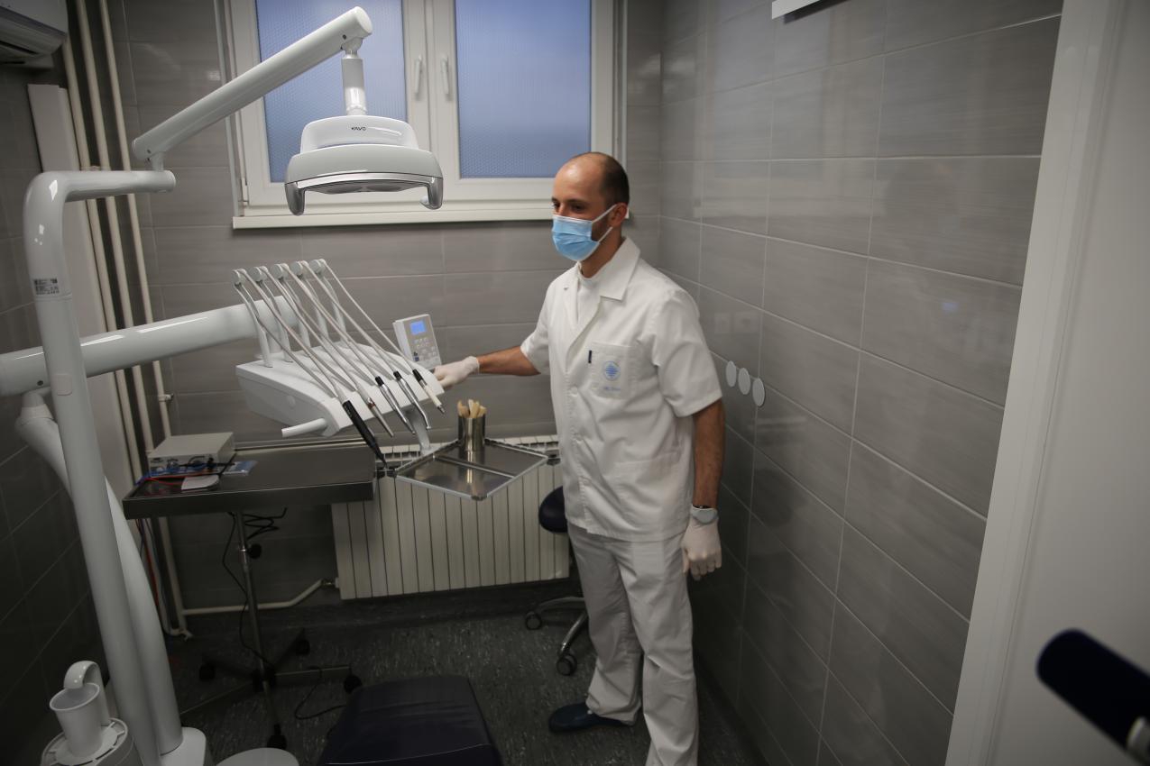 Paradontološka ambulanta u KBC-u Osijek, jedina od Iloka do Zagreba