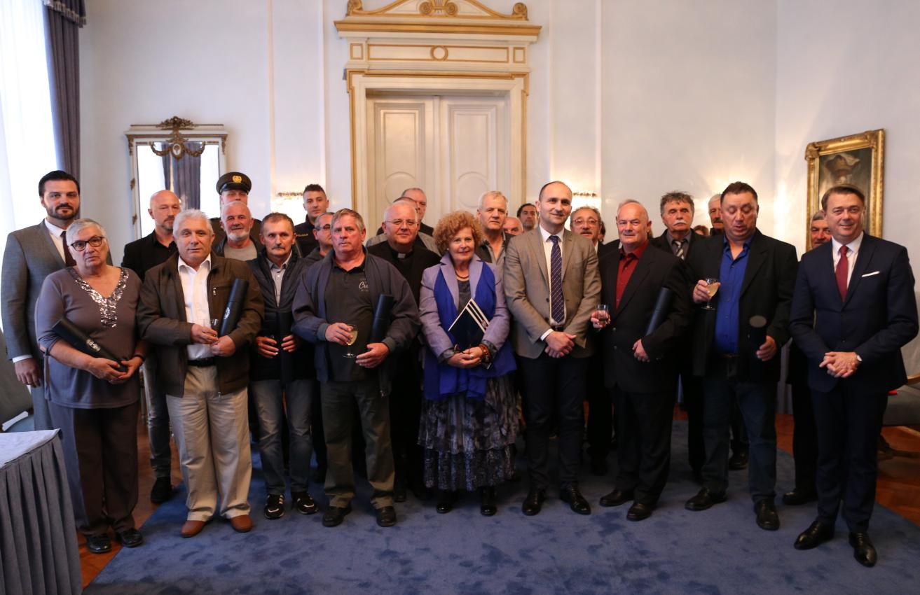 „Povelje humanosti“ u pravim rukama