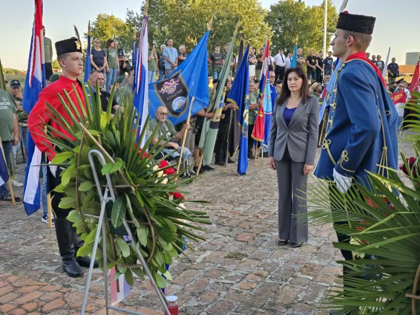 Svečano obilježen Dan osječkih branitelja i Dan hrvatskih dragovoljaca OBŽ