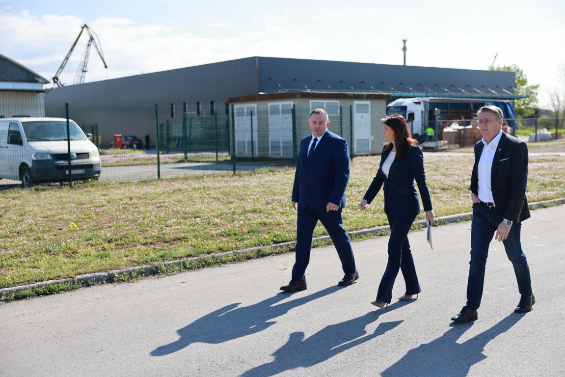 Županica Nataša Tramišak obišla Poslovnu zonu OBŽ: Najavljene nove investicije i širenje kapaciteta