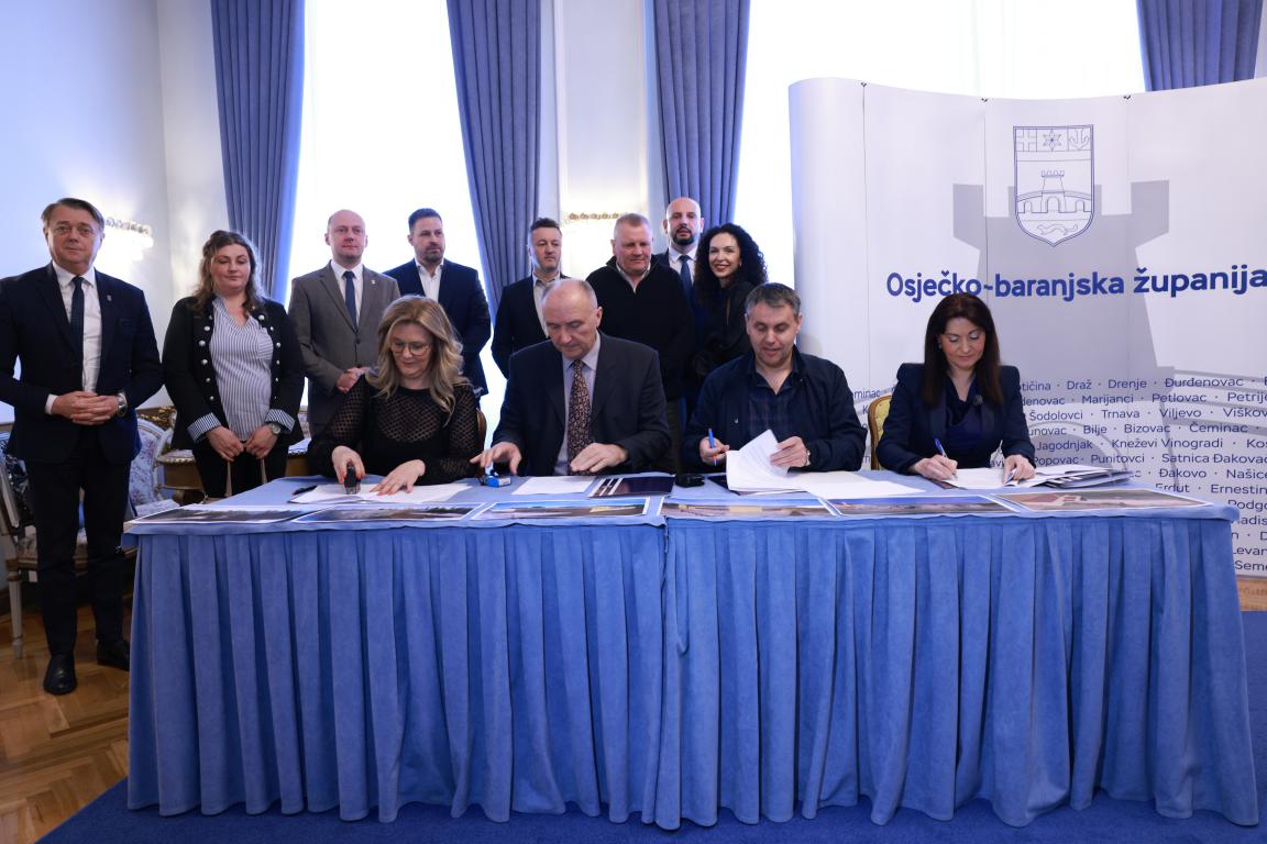 Potpisani ugovori s izvođačima radova na dogradnji još tri osnovne škole