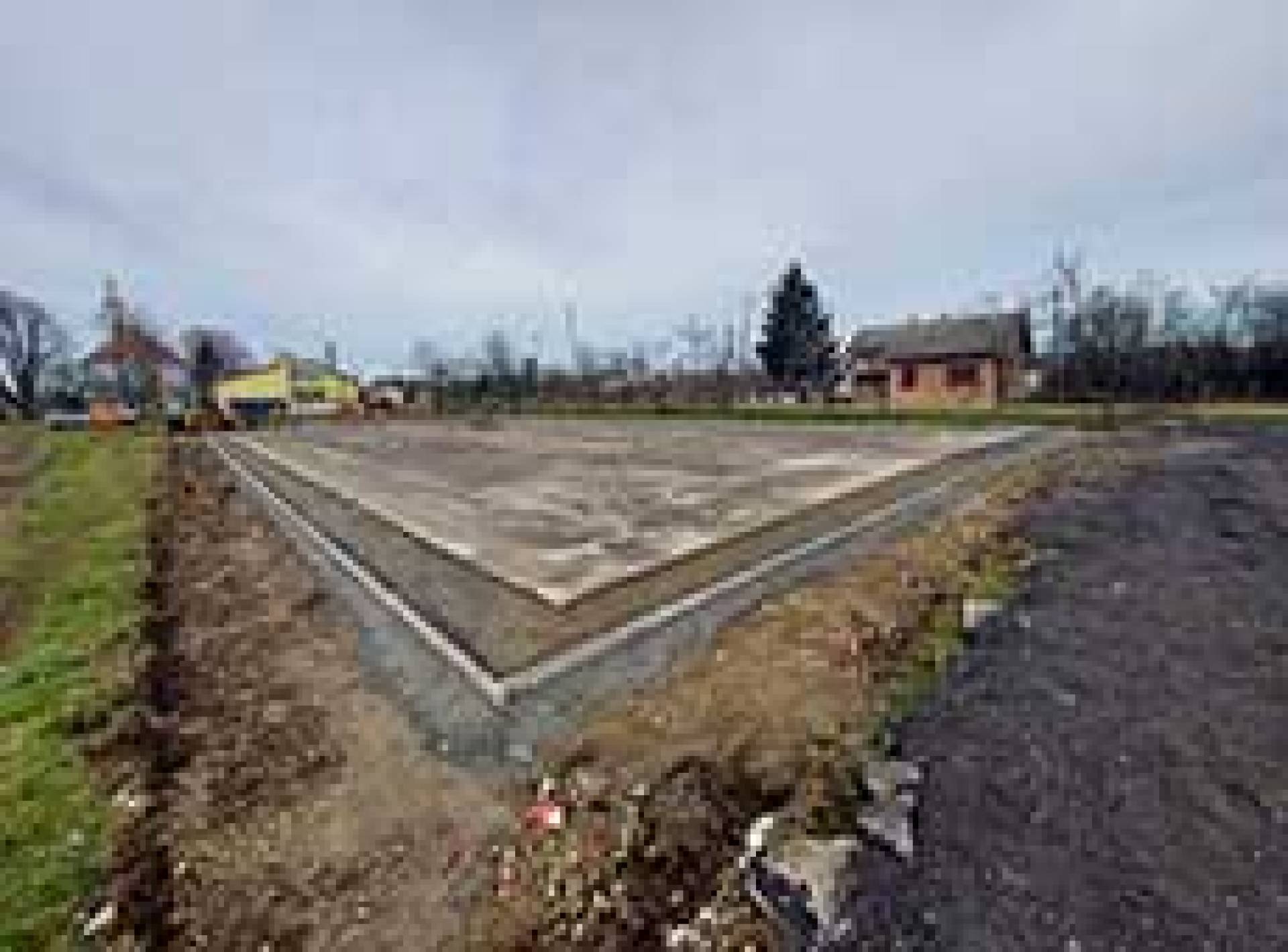 Održavanje i opremanje športskih terena na području Osnovne škole Kneževi Vinogradi, Područne škole Karanac
