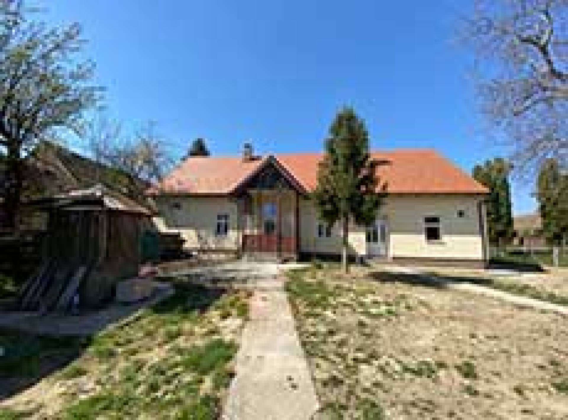 ENERGETSKA OBNOVA ZGRADE OSNOVNE ŠKOLE PETRIJEVCI PODRUČNE ŠKOLE SATNICA KK.04.2.1.04.0123