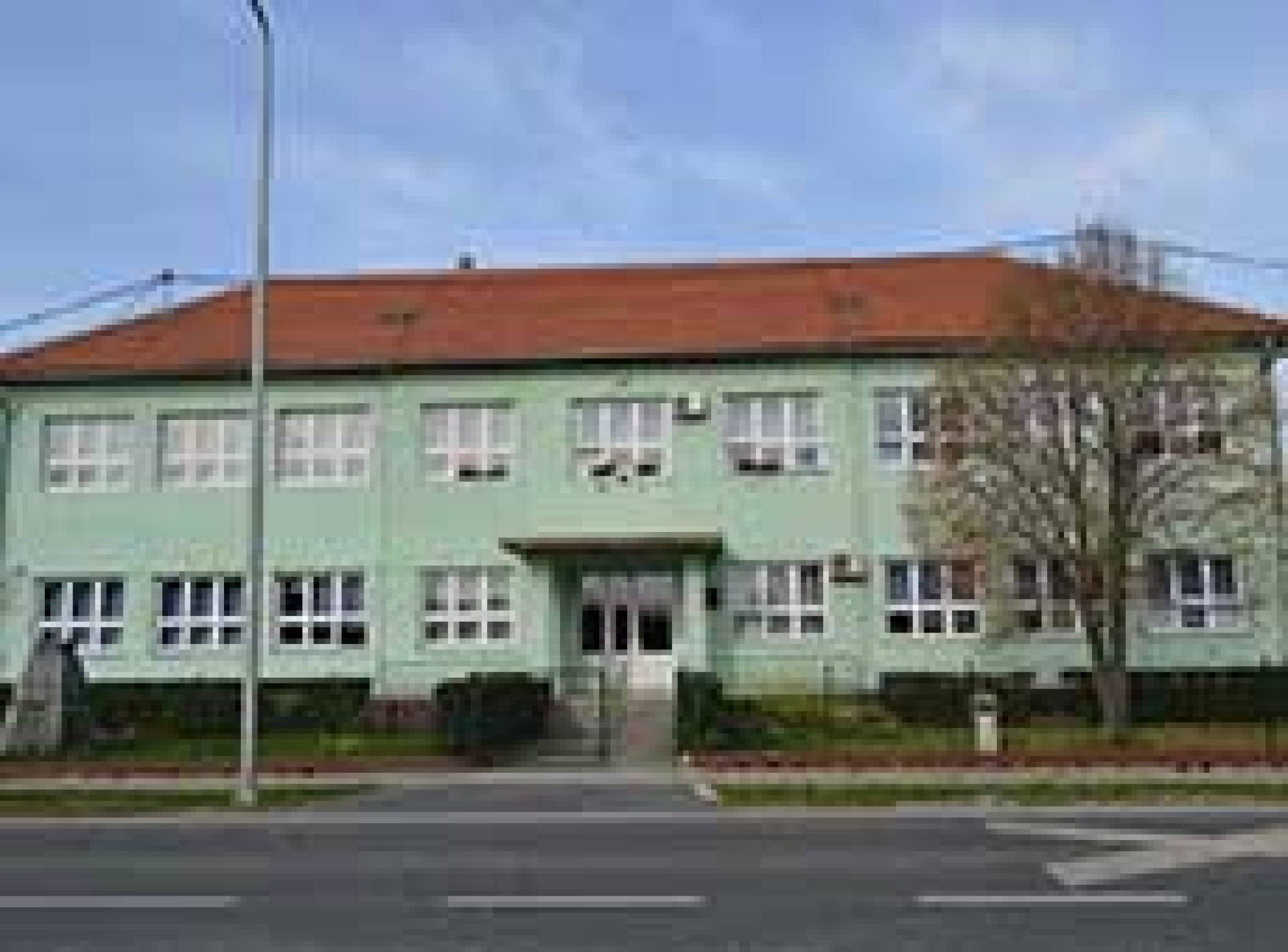 ENERGETSKA OBNOVA ZGRADE OSNOVNE ŠKOLE JELISAVAC KK.04.2.1.04.0122
